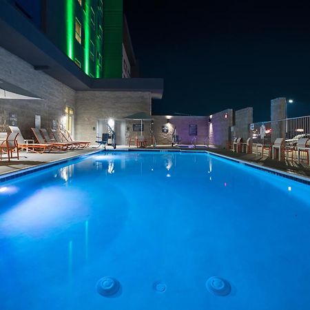 Holiday Inn Glendale - Stadium & Ent Dist By Ihg Zewnętrze zdjęcie